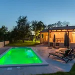 Villa Savey - Heated Pool