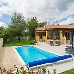 Savey - Heated Pool Villa Sivati