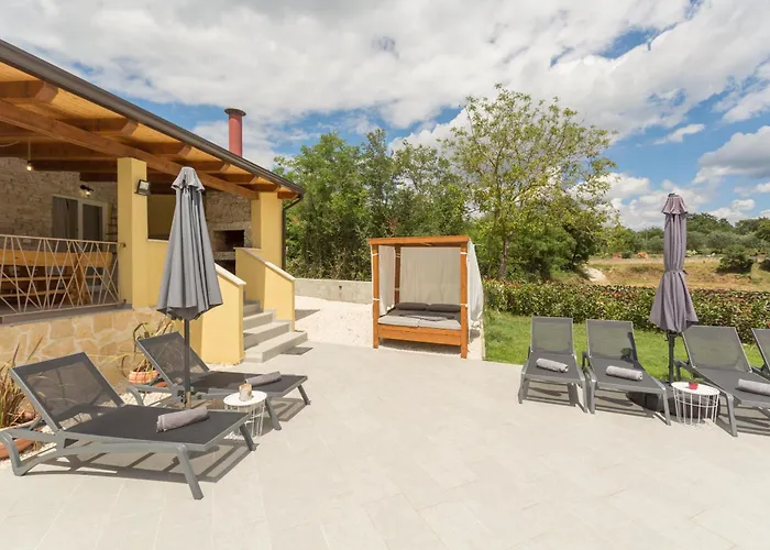 Savey - Heated Pool * Sivati