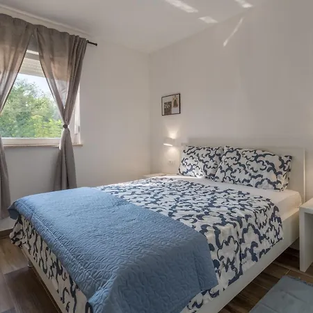 Savey - Heated Pool Sivati