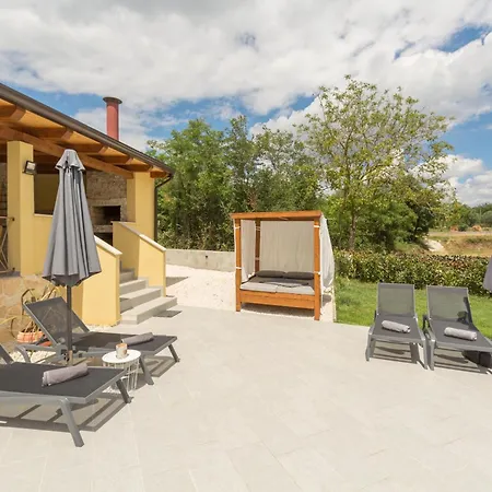 Savey - Heated Pool * Sivati