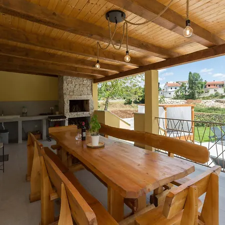Villa Savey - Heated Pool *