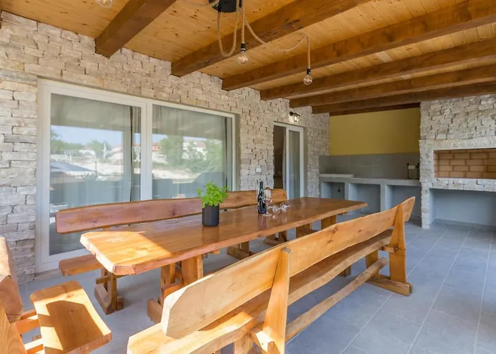 Villa Savey - Heated Pool